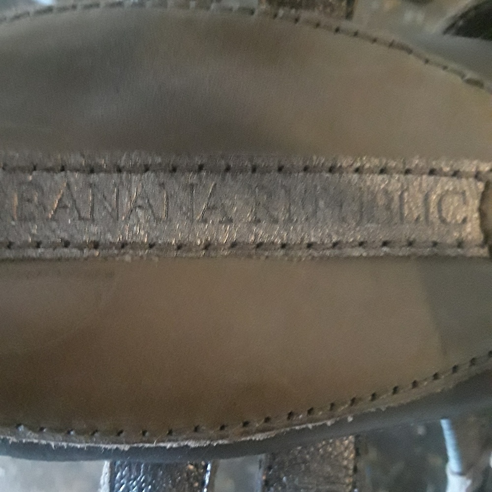 Shoes - Picture 6 of 8